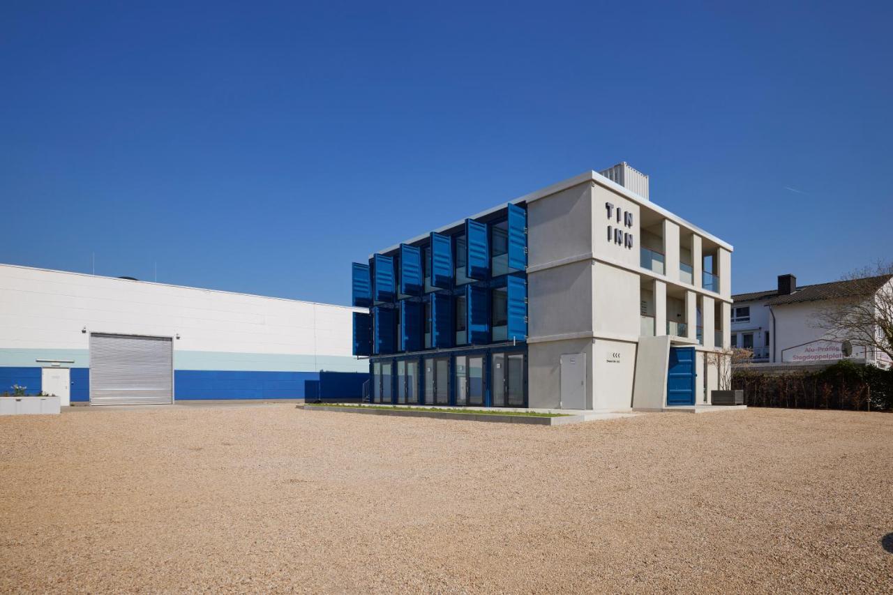 Tin Inn - Erkelenz - Das Hotel Aus Hochwertig Ausgebauten Ueberseecontainern Экстерьер фото